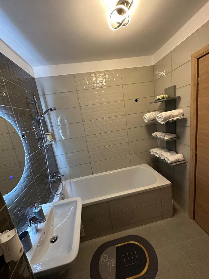 Coresi Luxury