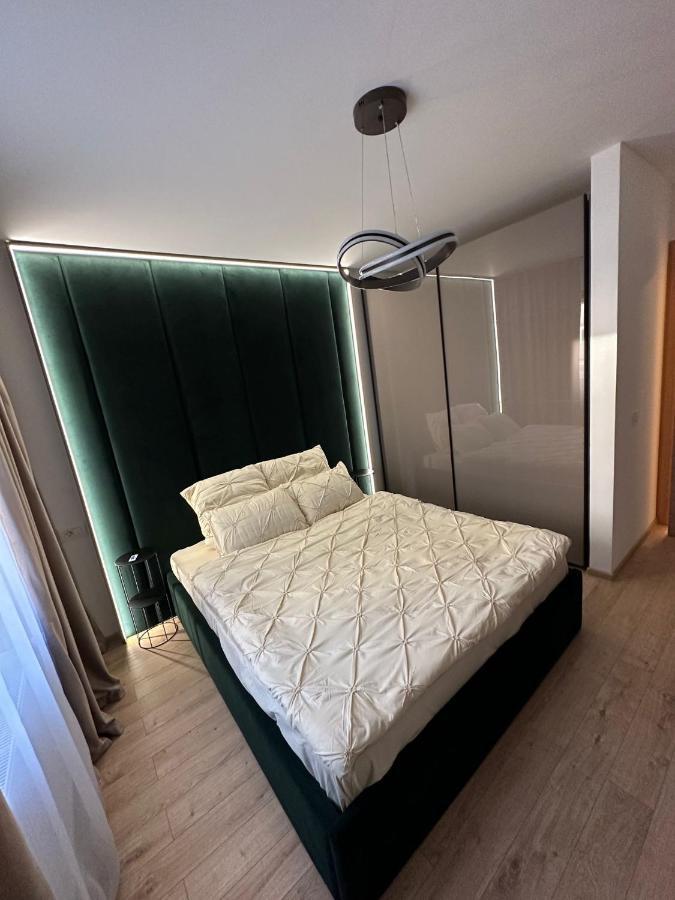 Coresi Luxury Apartament