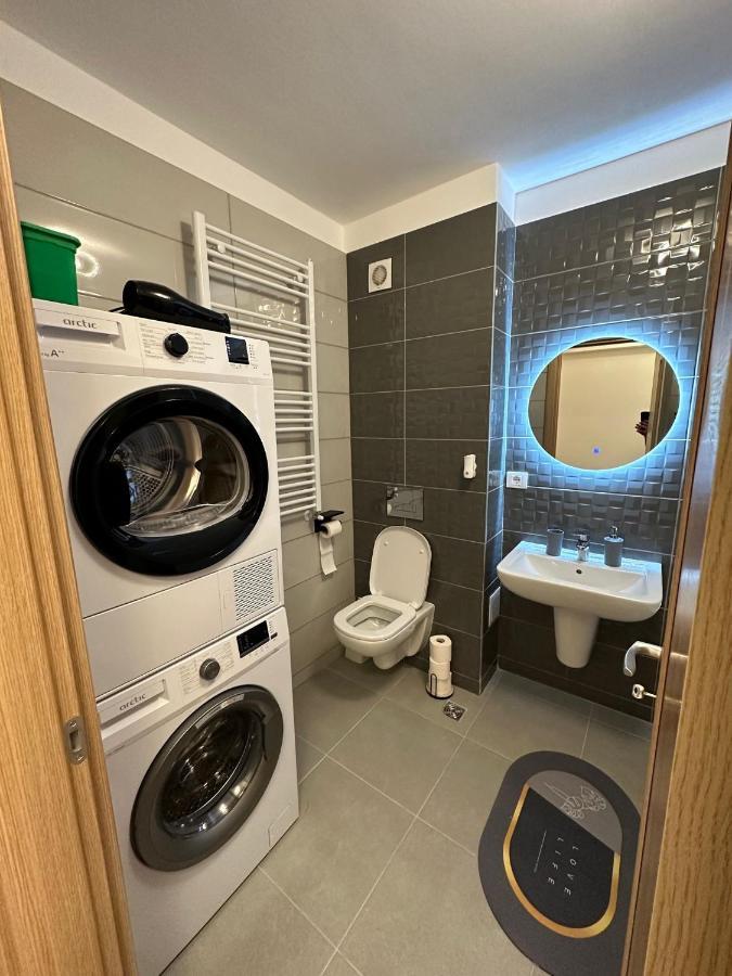 Coresi Luxury